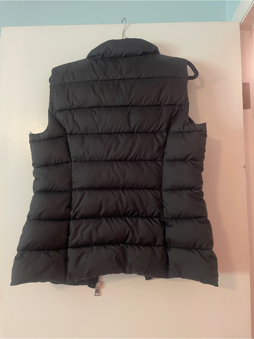 Calvin Klein Black Quilted Puffer Vest - Picture 2 of 2